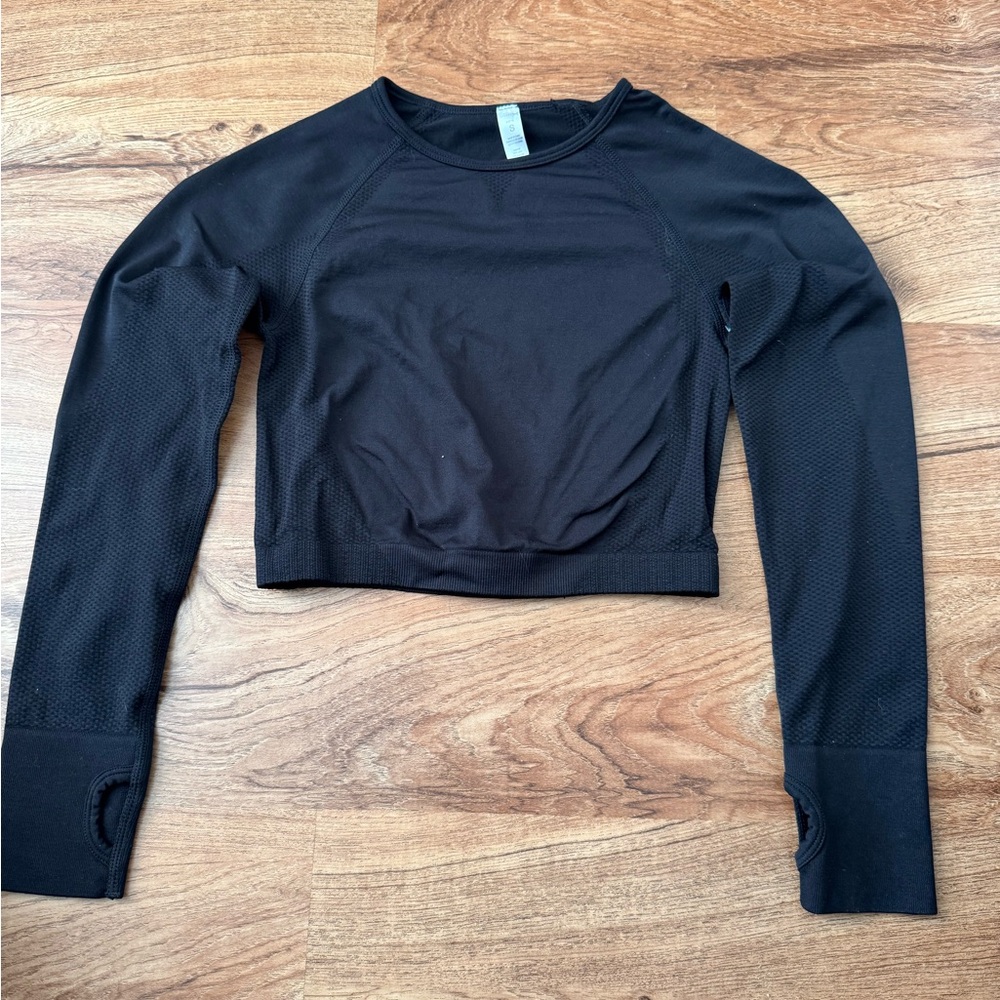 Black Cropped Athletic Top